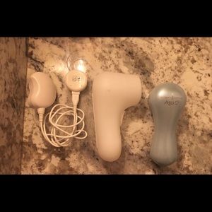 Clarisonic MIA 2 cleansing device